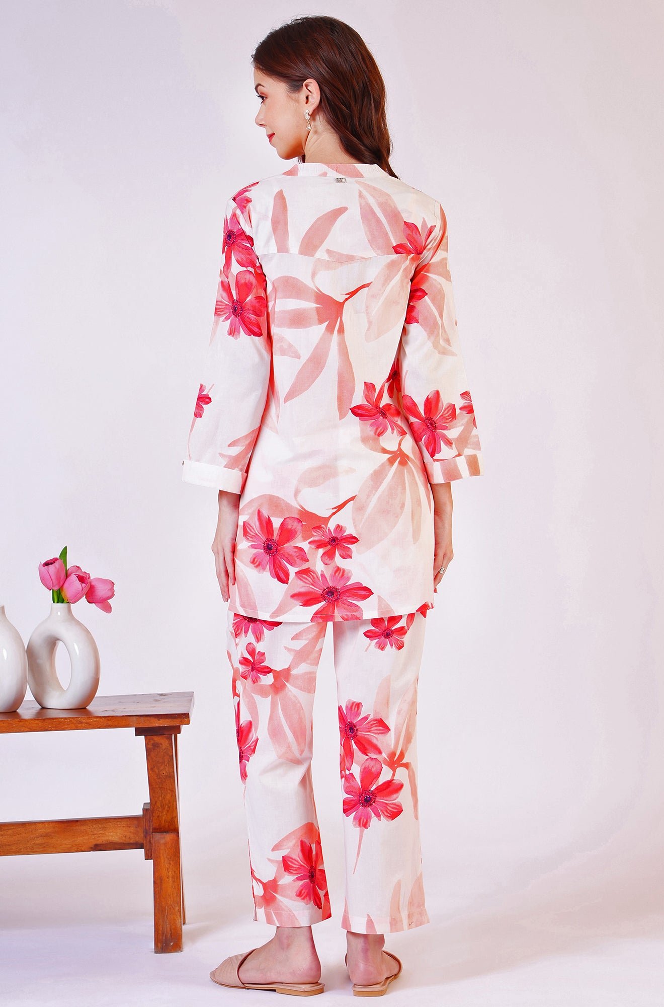 White Bold Floral Printed Pure Cotton Tunic and Straight Pants Co-ord Set - Image 6